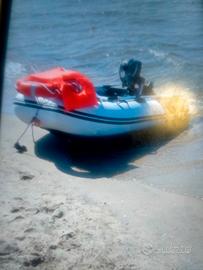 gommone con motore