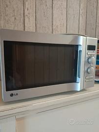 Forno microonde LG con grill argento