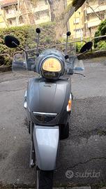 APRILIA SCARABEO 250