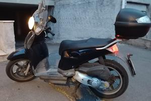 Scarabeo aprilia 200