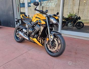 Triumph Street Triple RS