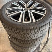 KIT ROUTE INVERNALI 225/50R18"
