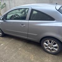 Opel corsa serie D per pezzi