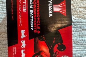 Batteria moto 12 V 10,5Sh YT12B