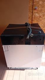 Lavastoviglie Smeg ST512