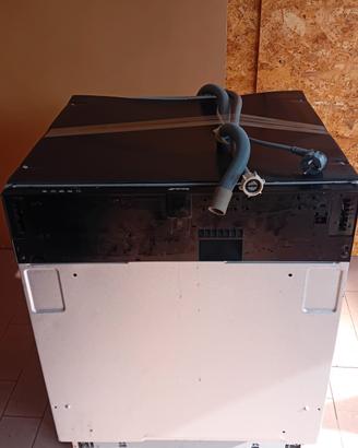 Lavastoviglie Smeg ST512