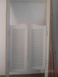 Porta in stile saloon