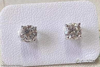 ORECCHINI PUNTO LUCE DIAMANTI ct. 0,86 G VVS