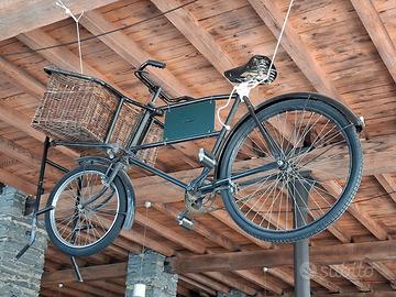 Bicicletta da consegna