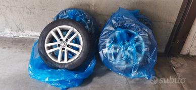 Cerchi + gomme per VW Golf 6
