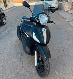 Beverly 350