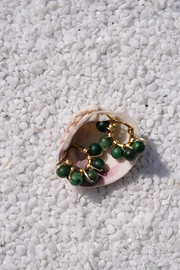 Orecchini a cerchio con perle di giada africana