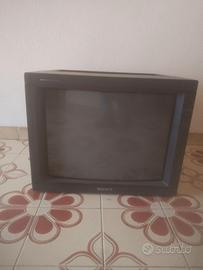 sony trinitron pvm-2130QM