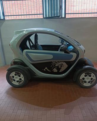 quadriciclo pesante 15 kw 16 anni B1 L7