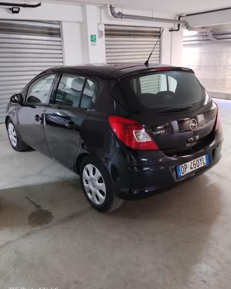 Opel Corsa 1.2 GPL anno 2008 bassi consumi 