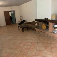 Openspace uso laboratorio magazzino deposito feste