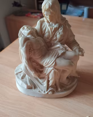 Statua Vintage Pietà. michelangelo