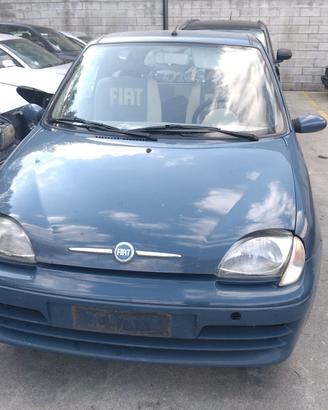 fiat 600 2002 1.1 demolito per ricambi 