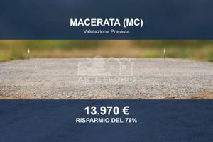 Immobile in asta di 100 m² a Macerata