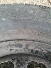gomme e cerchioni per ford