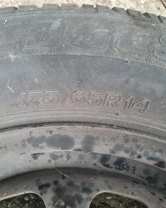 gomme e cerchioni per ford