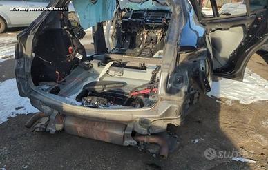 Alfa romeo stelvio scocca per taglio lamiera
