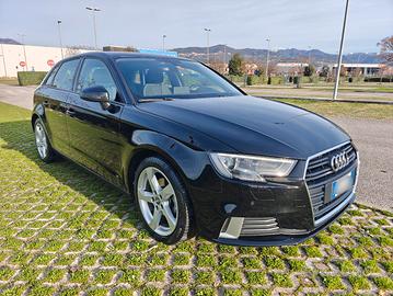 Audi A3 1.6 TDI 115CV S TRONIC SPORT 