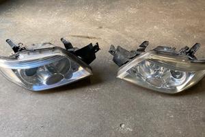 Fari anteriori Mitsubishi Outlander del 2006