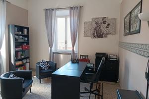 Stanza privata uso ufficio