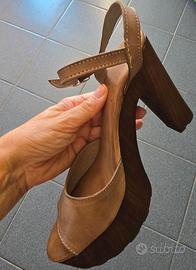 SANDALI BEIGE IN PELLE NUMERO 37