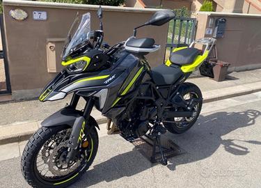 TrK 702X color Anthracite Grey accessoriata