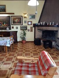 Bilocale per 5 persone zona collinare