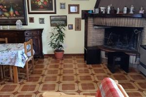 Bilocale per 5 persone zona collinare