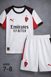Maglia pantaloncino calzini Milan 2026 7-8 anni