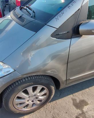 MERCEDES CLASSE A 180 2007 PARAFANGO ANTERIORE SX/