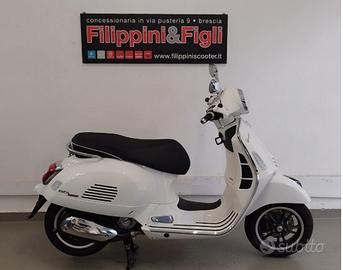 Vespa 300 GTS super hpe BLACK FRIDAY -1000 euro