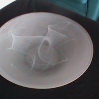 PIATTO FONDO IN VETRO OPALESCENTE  GRIGIO ANNI 50