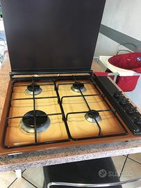 Gas 4 fuochi perfetta marca SMEG