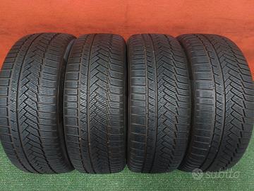 255 45 20 Gomme Invernal 90% Continental 255 45R20
