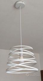 Lampadario in Metallo colore Bianco