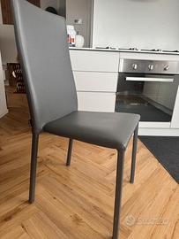 Sedie simil pelle come nuovo