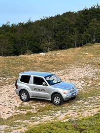 Mitsubishi Pajero 4x4 v 60