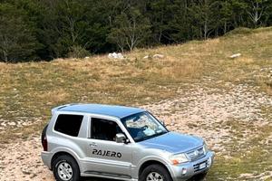 Mitsubishi Pajero 4x4 v 60