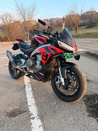 Aprilia tuono 660 factory 2023 115cv