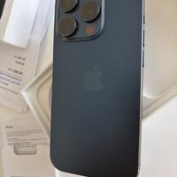 Apple iPhone 15 Pro Titanio Blu + Garanzia
