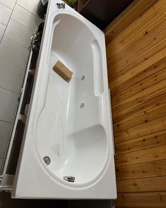 Vasca con idromassaggio