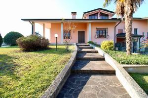 PORZIONE DI BIFAMILIARE A BAGNARIA ARSA