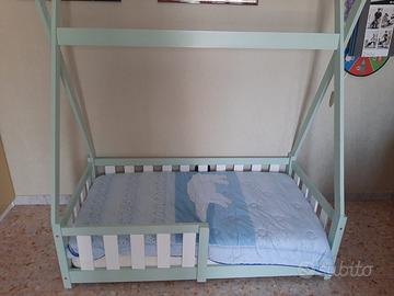 Letto montessoriano per bambino con materasso