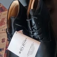 Stivaletti neri da uomo