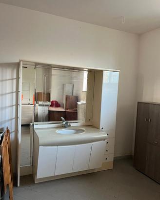 mobile bagno